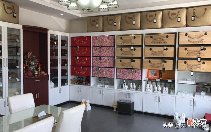 一套老人寿衣多少件 老人寿衣都是几件套