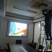会议上手机突然播放不雅视频，会议中断，都怪酒店里的“名片”
