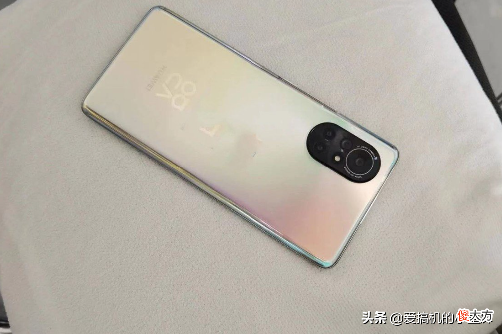 维修师傅对购买华为手机的三个建议，说到我心坎里了，你赞同吗？