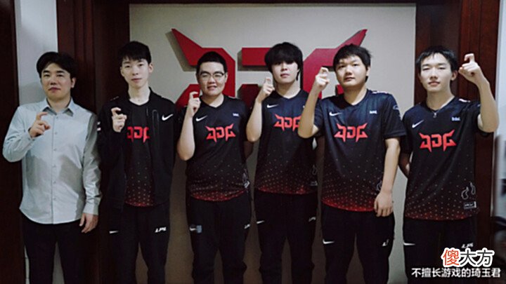 【游戏迷】继Zoom后,Yagao也在赛后采访嘲讽Knight,不愧是小天的好兄弟