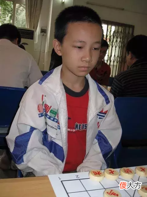 别再说“学象棋没用”这种话了！看，这些象棋少年都成了高考状元