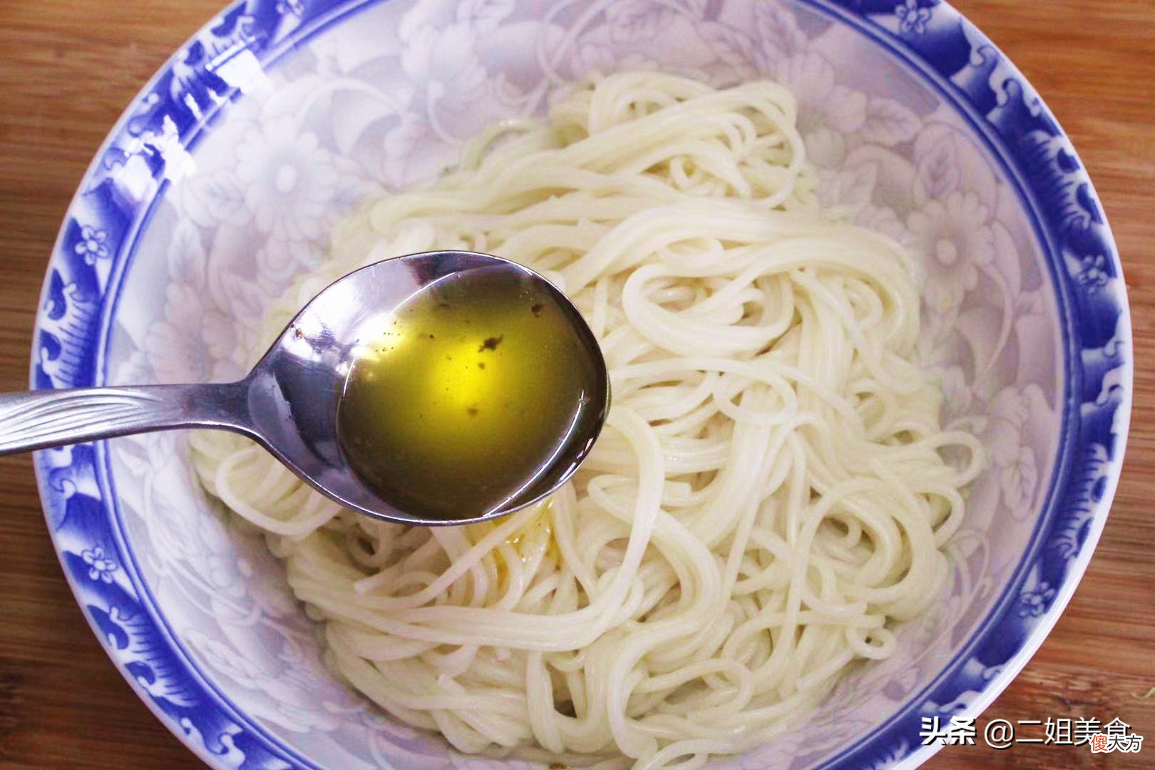 炸酱面好不好吃 炸酱面真的好吃吗