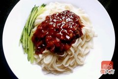 如何做好一碗炸酱面 一碗炸酱面的做法