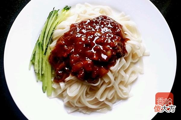 如何做好一碗炸酱面 一碗炸酱面的做法