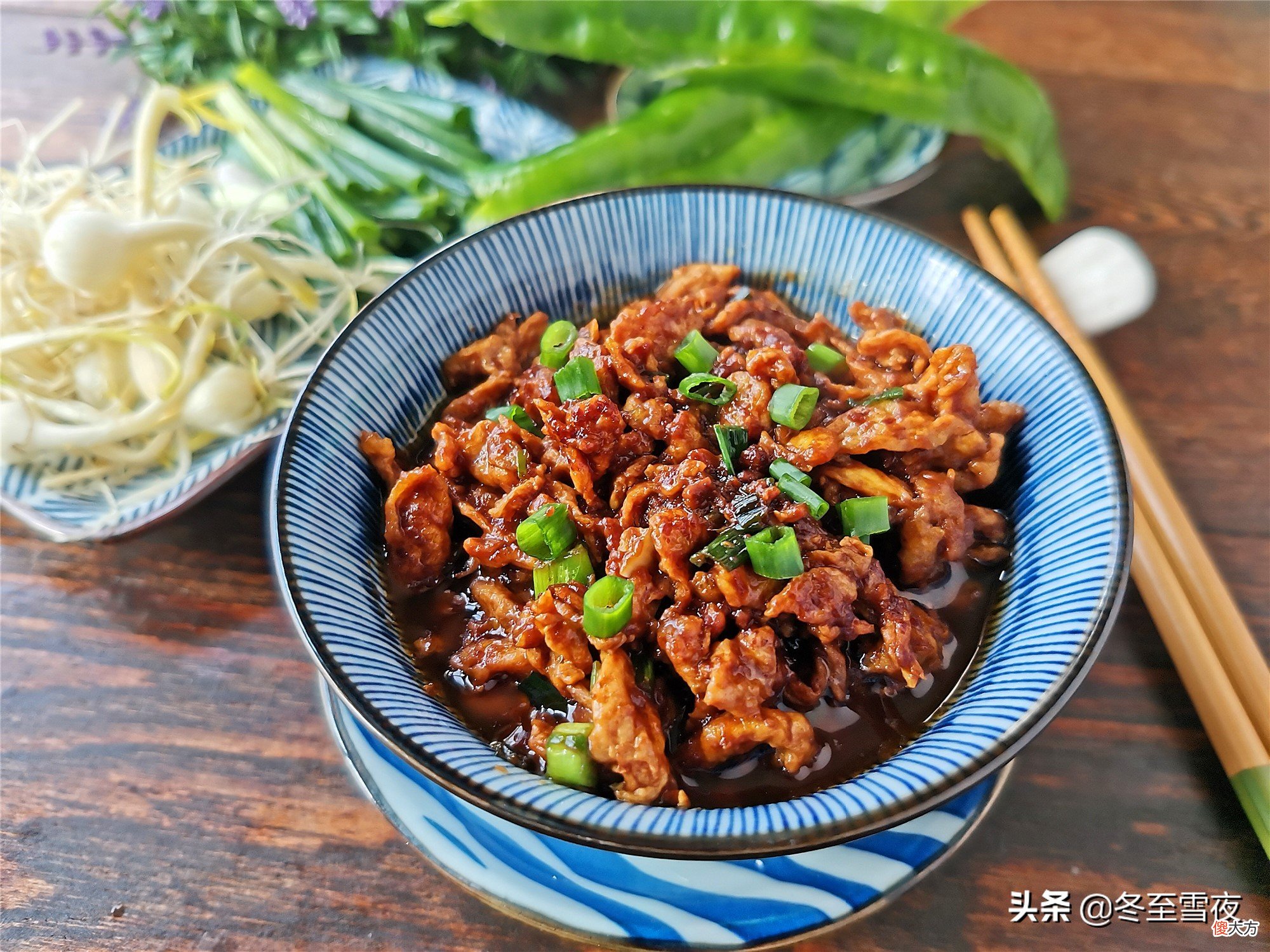 东北吃蘸酱菜离不开这个酱 东北吃的蘸酱菜