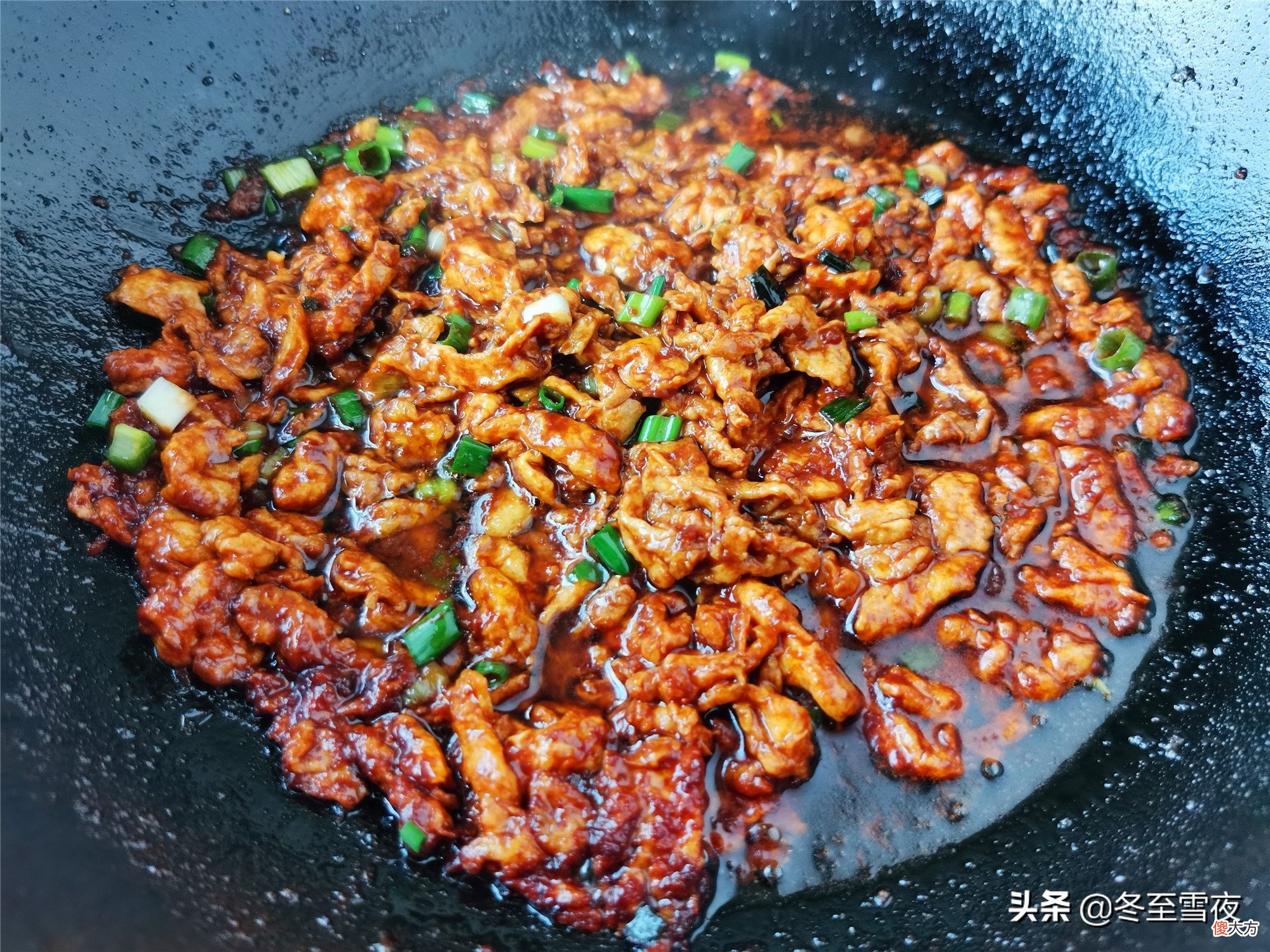 东北吃蘸酱菜离不开这个酱 东北吃的蘸酱菜