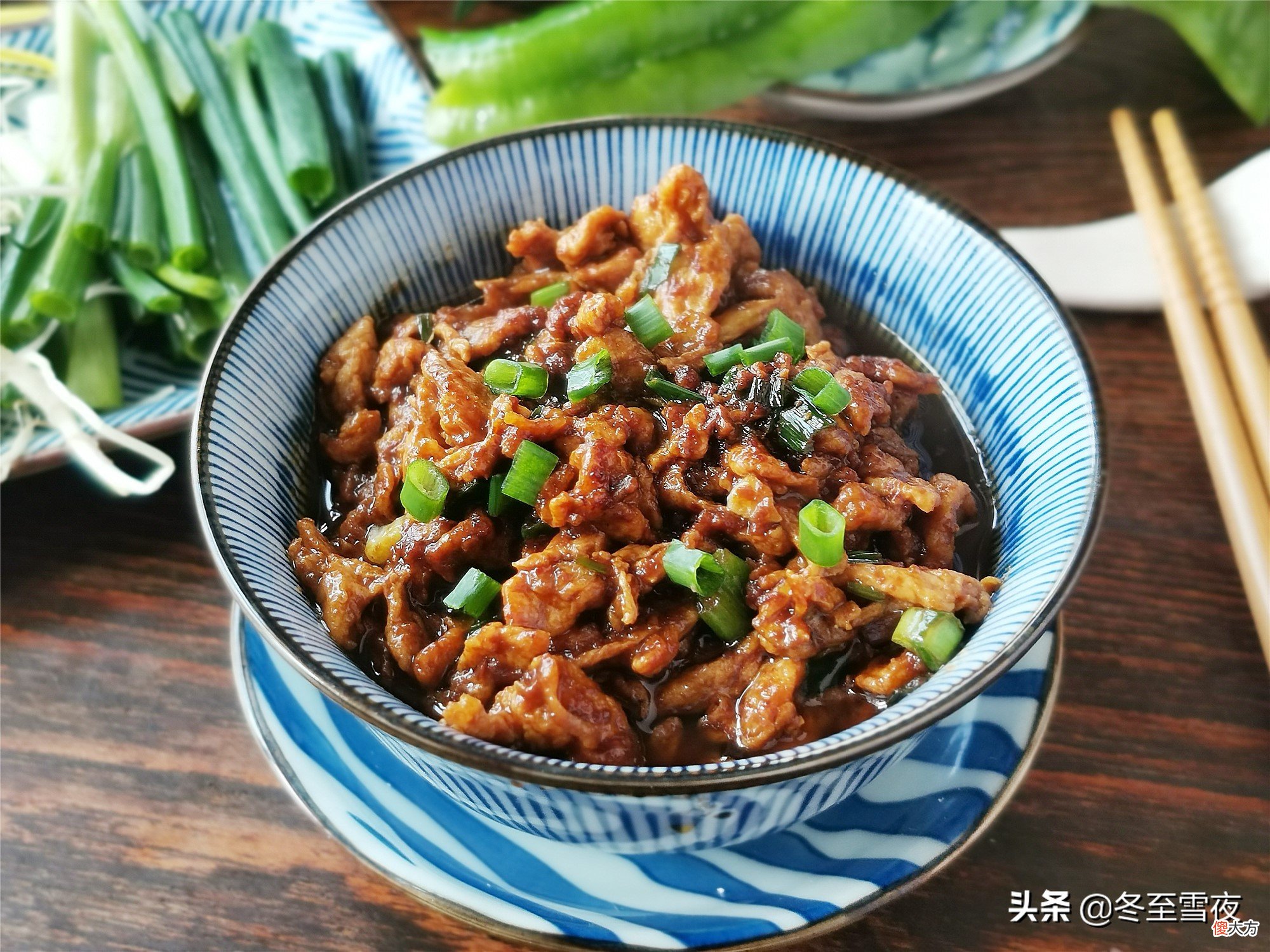 东北吃蘸酱菜离不开这个酱 东北吃的蘸酱菜