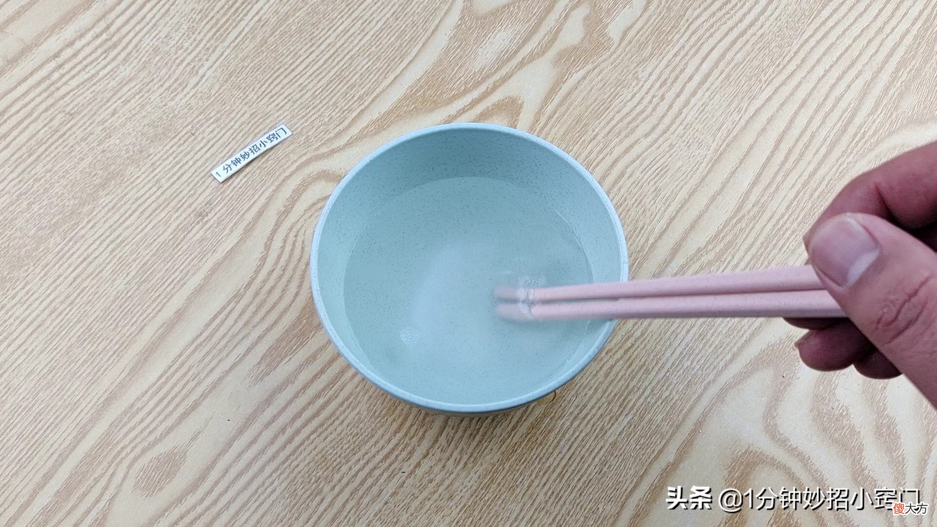 原来清洗毛呢大衣这么简单 自己如何清洗毛呢大衣