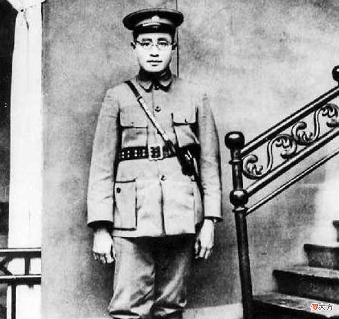 【爱历史】团长刘伯承打仗出色，“低职高配”当总指挥，指挥大军作战