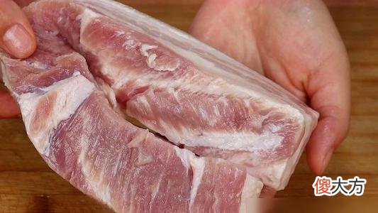 解冻肉先泡水就错了 解冻肉不能用水泡