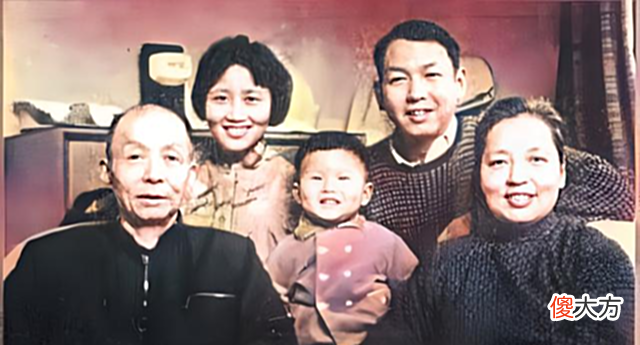【历史故事】民国名媛中,她长相丑能力平平,父母爱,丈夫宠,儿女孝,她凭啥