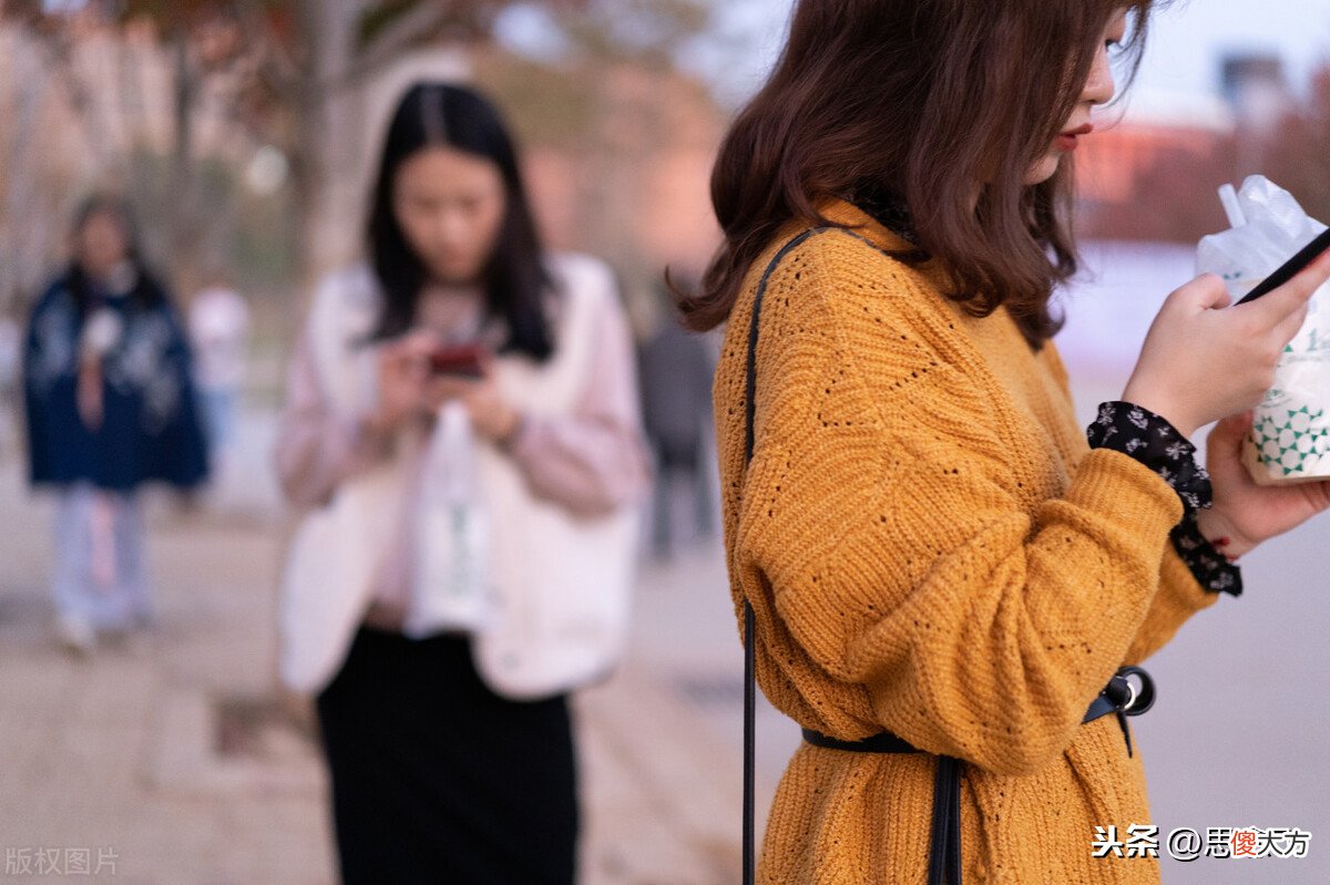 更换手机号码怎么发朋友圈 更换手机号应该怎么发朋友圈