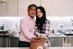 【时尚一点】林恬儿何正德大婚当日，五位特首为其捧场，这才是秀恩爱正确方式