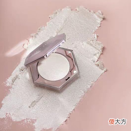 想要妆容blingbling，这几款神仙高光值得拥有