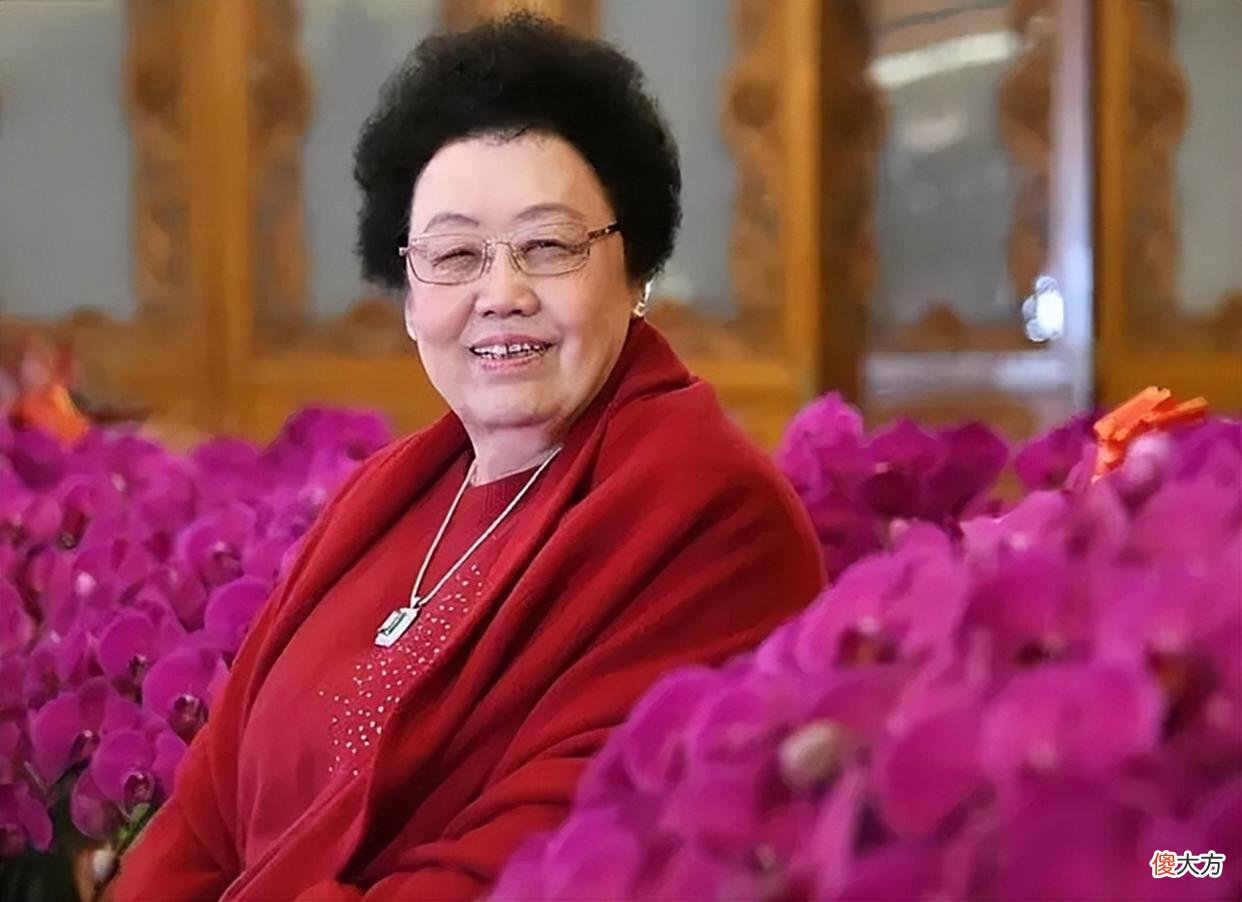 【历史故事】慈禧后人身家500亿,拥有北京内环一条街,她不吃饭全家不能上桌