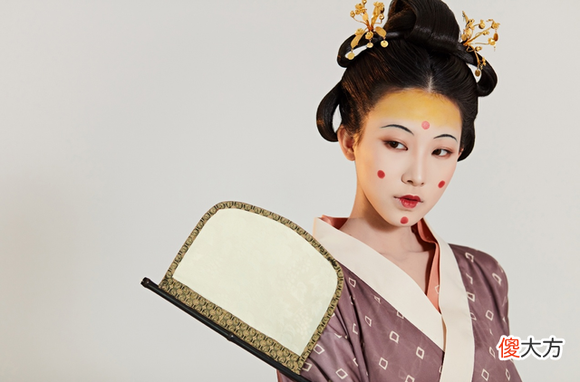【时尚一点】古人的审美水平有多绝？看看他们的服饰妆容就知道了，很惊艳！