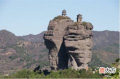 【历史故事】中国最神秘建筑，立在无路无梯的石柱上，古人是怎么建上去的？
