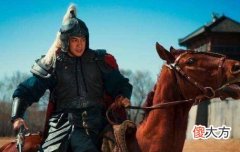 【历史故事】吕布被曹操斩首后，赤兔马给了关羽，方天画戟给了谁？