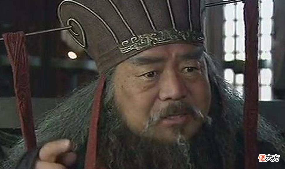 【爱历史】东汉末年董卓善待曹操,为何曹操还要行刺董卓?原因费解