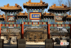 【爱历史】什么是宗族里和妻妾间的大房和二房？贾母是正妻吗？