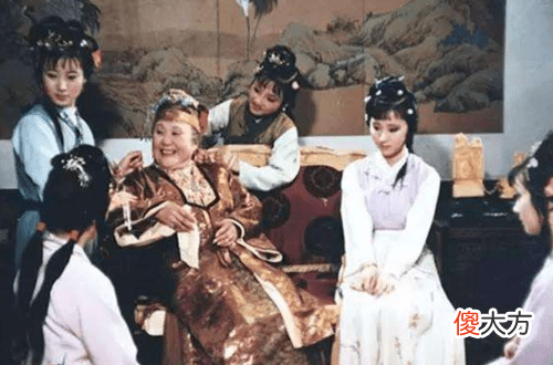 【爱历史】什么是宗族里和妻妾间的大房和二房？贾母是正妻吗？