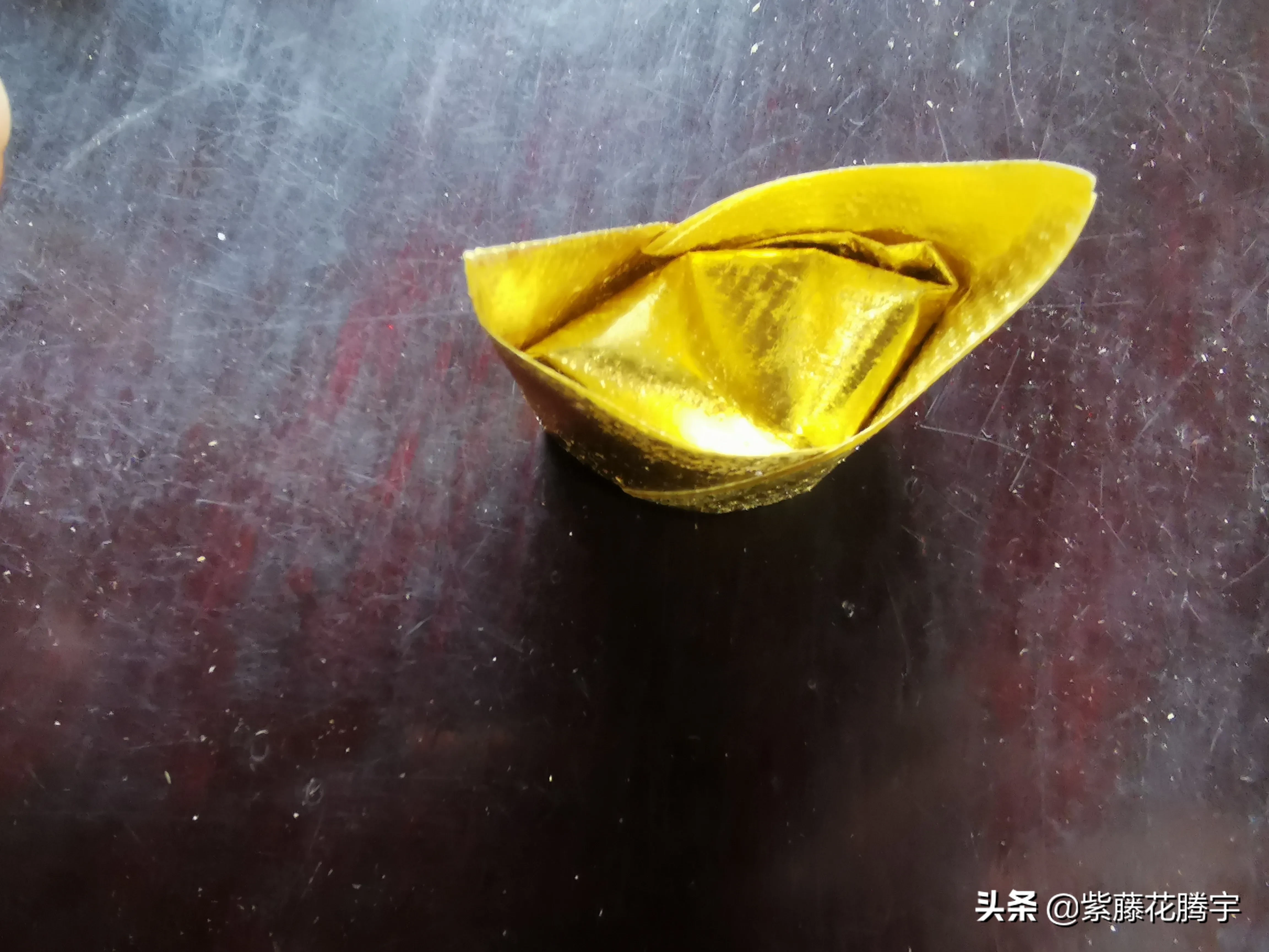 人死后，要叠一万个元宝，你们知道吗？