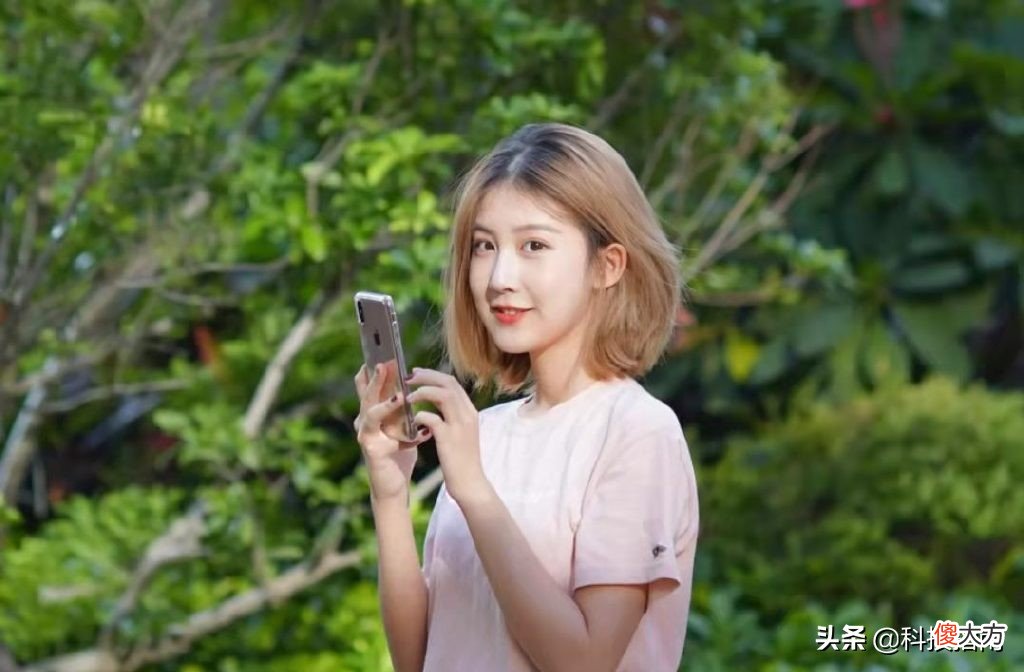 iPhone XS Max受追捧经久不衰,芯片与屏幕如今依旧不落伍