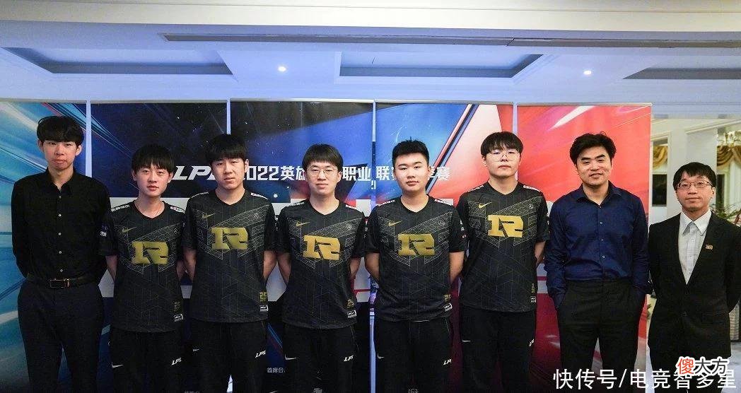 【游戏世界】呼吸哥从未这么爽过？躺着就能赢比赛，RNG四人堪称赛场小代