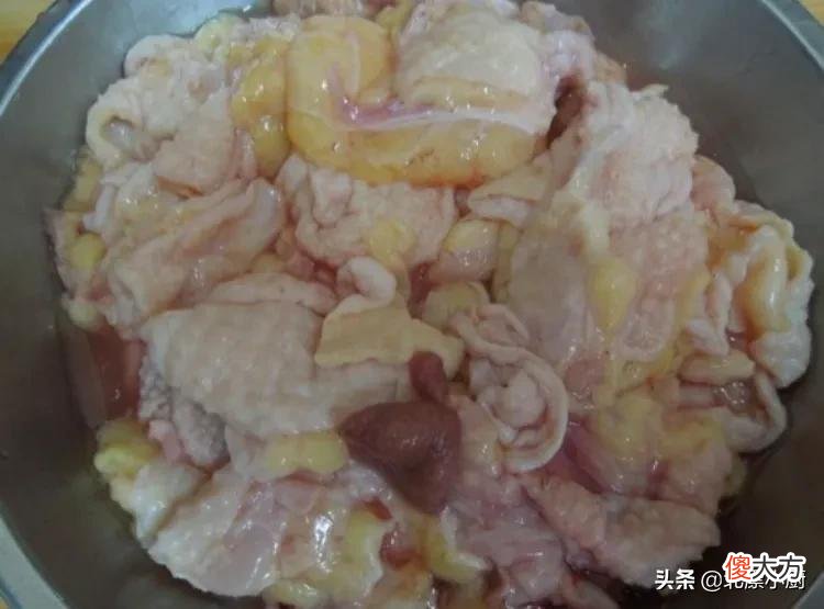 鸡有7个地方含有毒素，不要乱吃，30年老厨师详解不能吃的位置