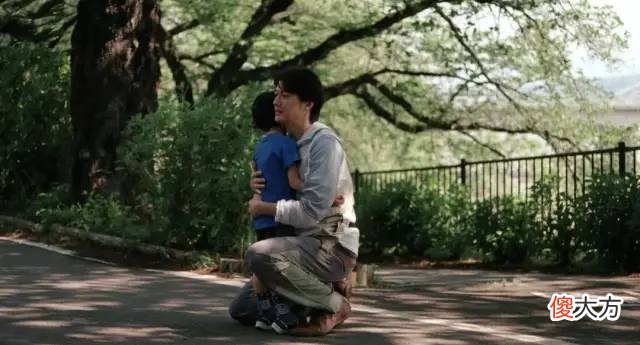 父亲节的思考题：爹修行，孩子也得跟着双盘吗？