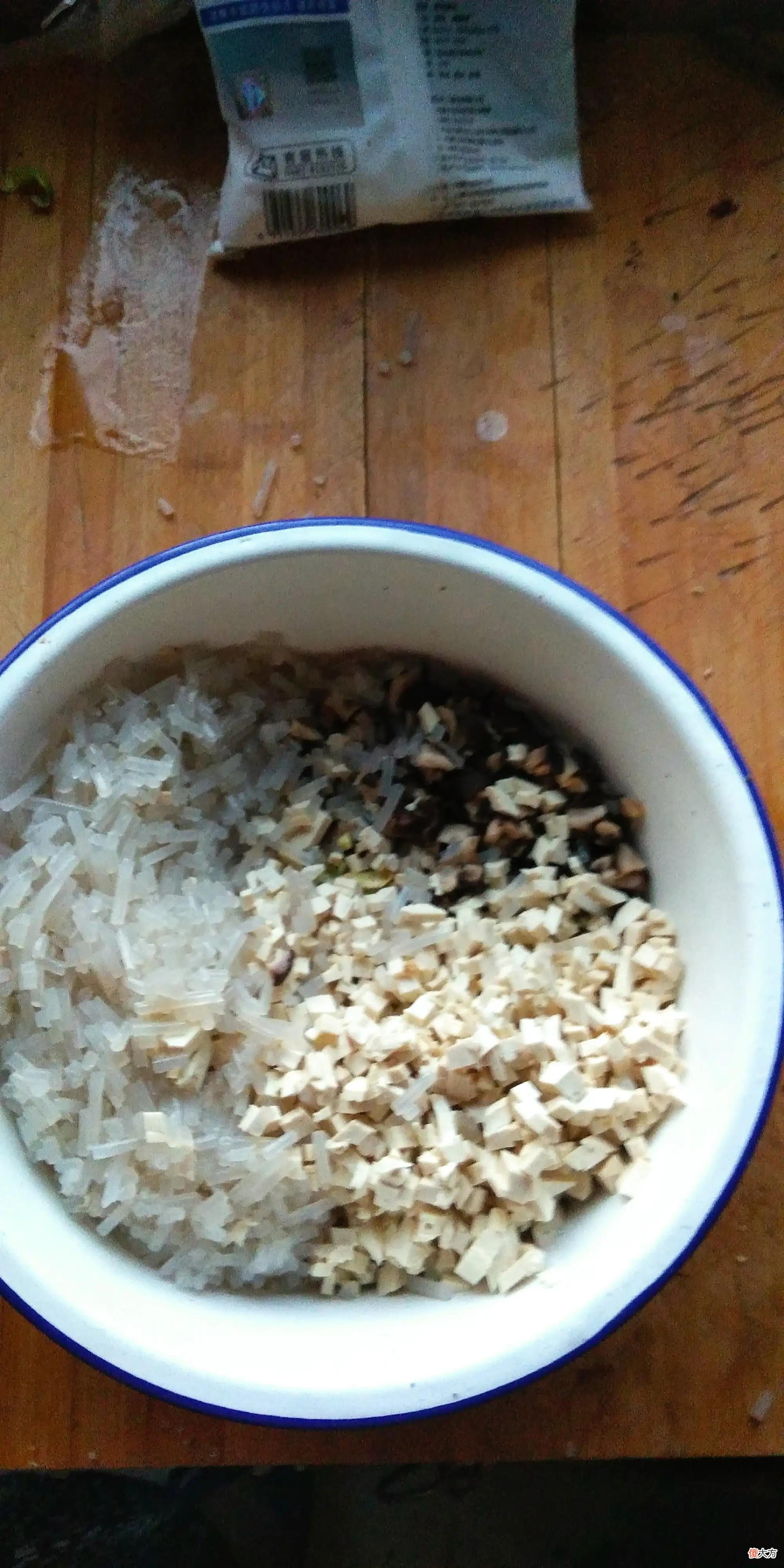 过日子母亲吃鸡脖子的另类做法