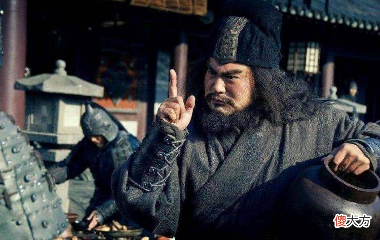 【历史故事】三国演义中，马超和庞德谁的战力更强？
