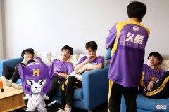 【游戏世界】6.18KPL首发：XYG“保S”生死局更换新教练，DYG超越AG机会来了！
