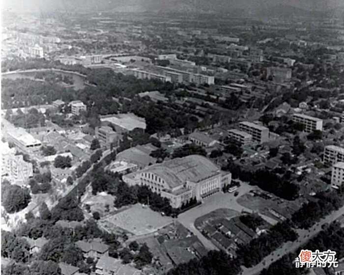 【历史故事】80年代徐州老照片：淮西菜场，彭城剧场，云龙公园，体育馆