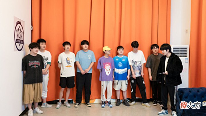 【游戏世界】estar3-2WE,花海娜可露露四杀,练阵容差点翻车,真不能轻敌