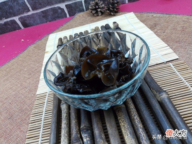 粉丝素包子这样调馅才好吃 粉丝肉馅包子怎么调馅