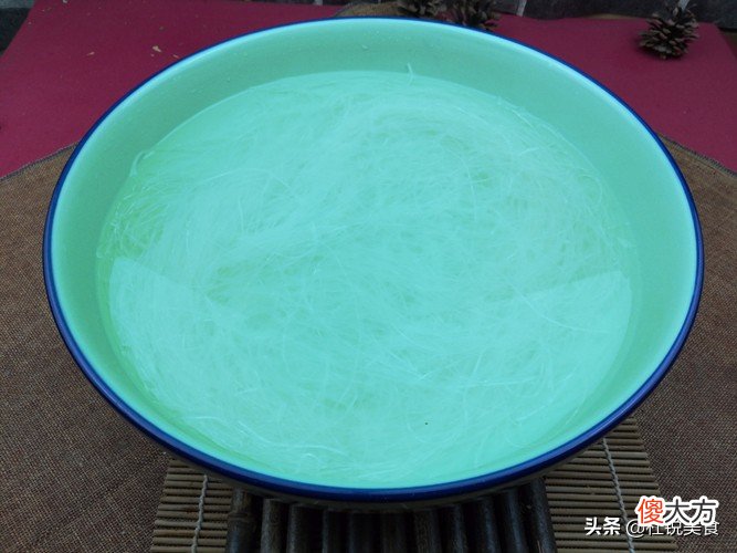 粉丝素包子这样调馅才好吃 粉丝肉馅包子怎么调馅