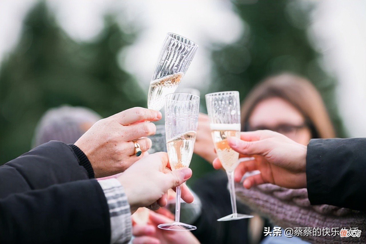 喝完酒多久才能开车 喝完酒以后多久才能开车