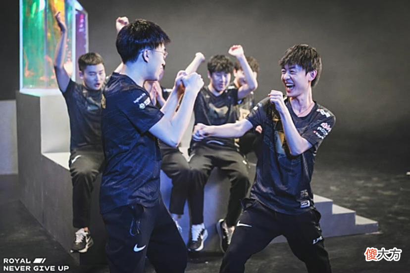 【游戏迷】卡莎人柱力实锤！gala六战全胜仅死一次！外网：世界最强AD