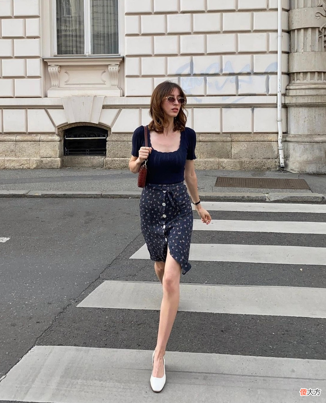 【就爱时尚】真正气质的女人,夏季都会把这几个地方露出来,高级大方显气质