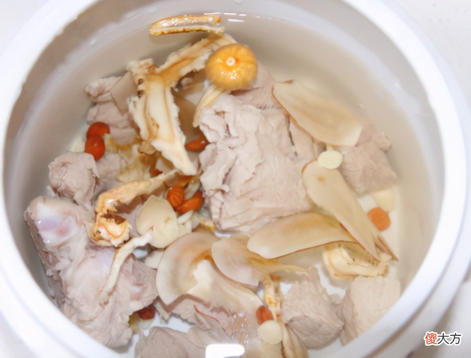 每次喝2碗不过瘾 一碗吃不饱吃两碗