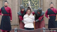 【爱历史】拳打曹操脚踢许褚，后来就销声匿迹了，三国时期马超经历过什么