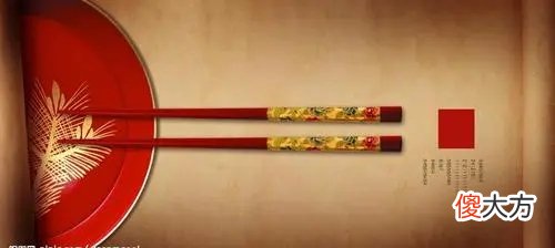 原来古人喜欢手抓饭，那筷子做什么用呢咱们中国人一日三餐最常用的工具那就不得不