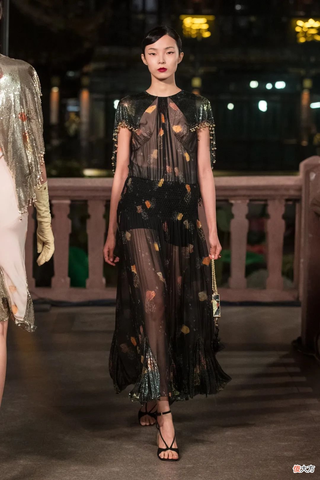 参加CHANEL私享派对是什么体验？Lanvin头一次在中国办大秀？?「每周时报」
