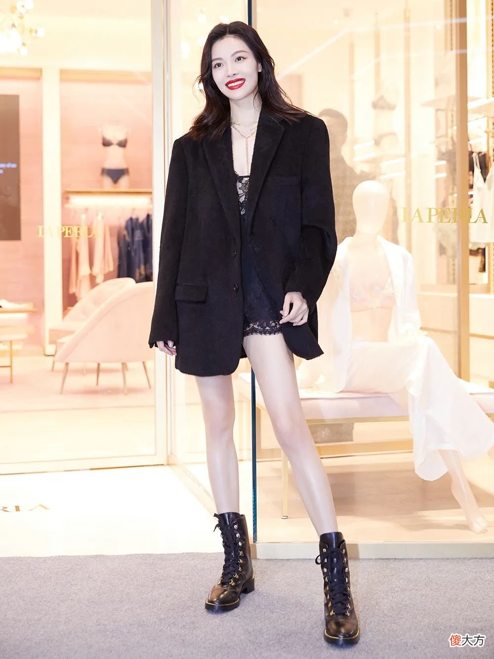 参加CHANEL私享派对是什么体验？Lanvin头一次在中国办大秀？?「每周时报」