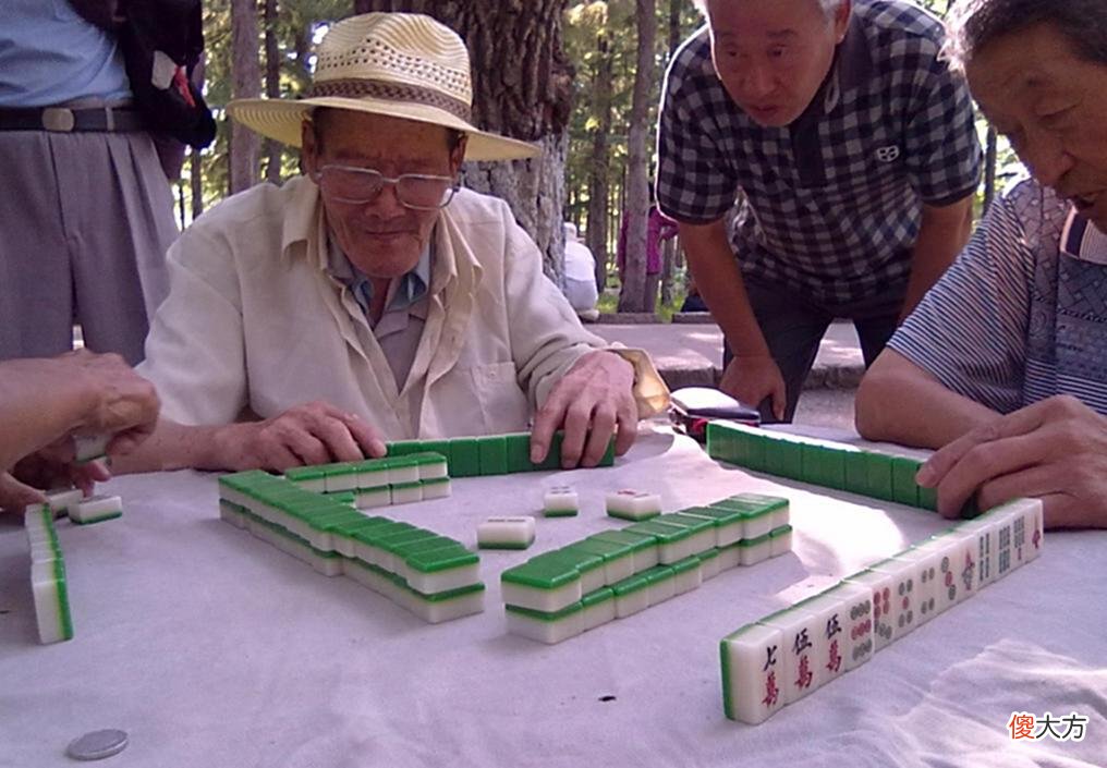 【游戏迷】麻将没打好不能怪运气差，想赢过别人，少不了要用上这4个技巧