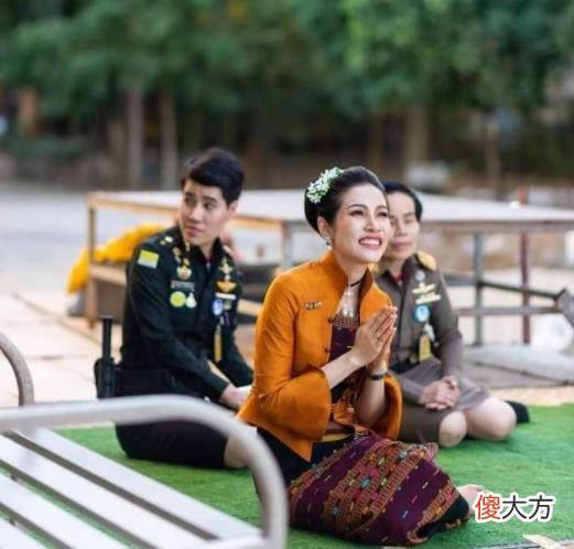 【历史故事】37岁诗妮娜押错宝了，跟帕公主结盟失败，对方加入苏提达阵营