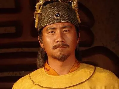 朱元璋去拜佛，问住持朕要下跪吗？住持回答八个字，救了全寺的人,众所周知