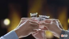 喝白酒是喝高度好还是低度好 白酒喝高度酒好还是低度酒好