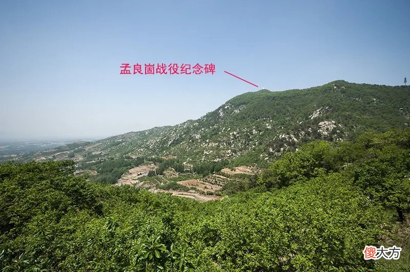 【爱历史】孟良崮山顶上，74师残兵铺白布指引空投，却发现我军也摆起白布